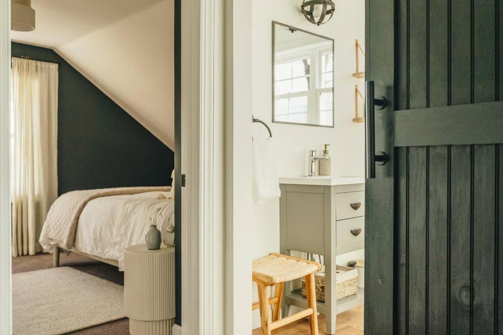 Cozy Cottage, Hot Tub, Fire Pit, 15Min To Hudson And Hiking Catskill Buitenkant foto